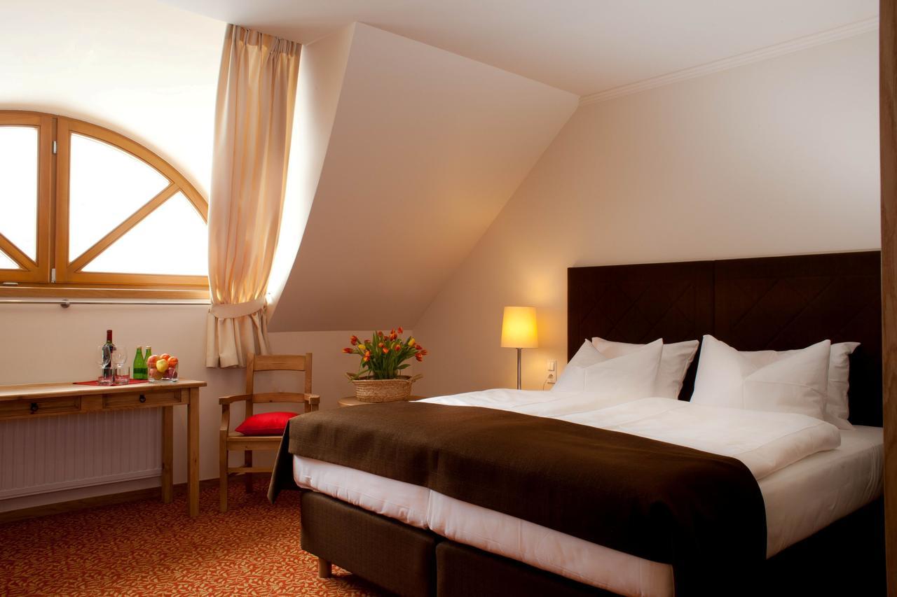 Hotel Zamek Bobolice Niegowa Exteriör bild