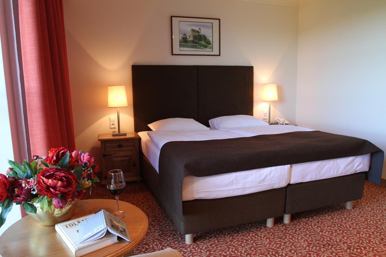 Hotel Zamek Bobolice Niegowa Rum bild